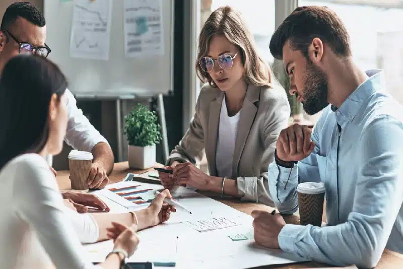 Bild19_skaliert najhs Karriere Team Asset Management Software